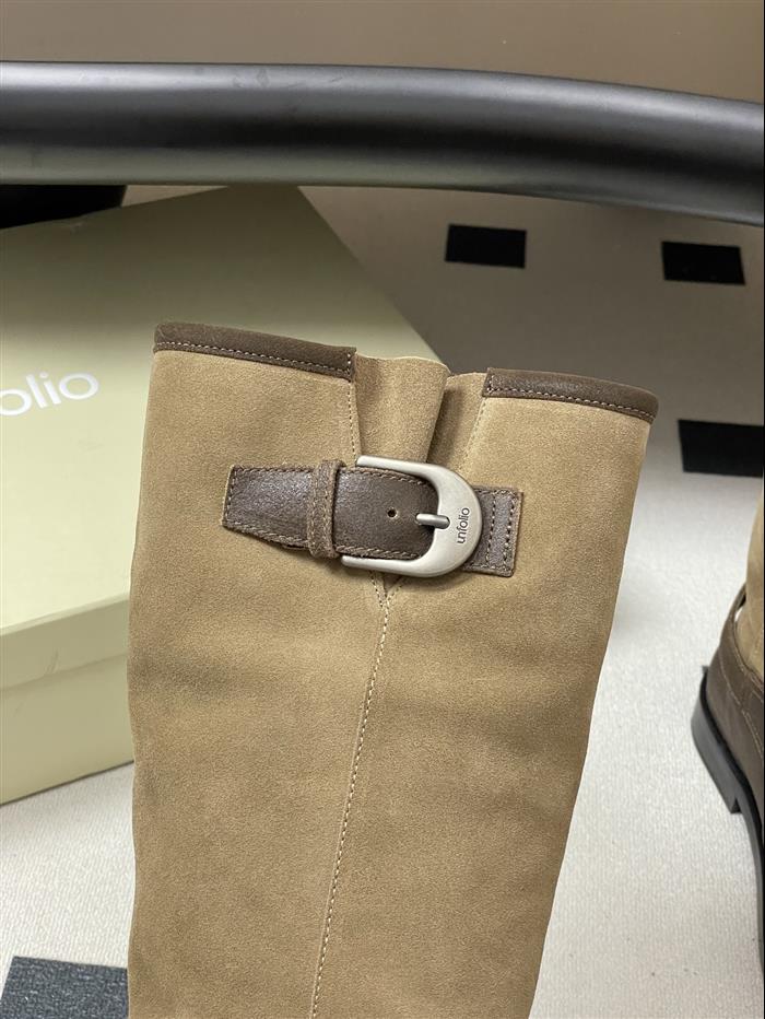 20251128175425112 390